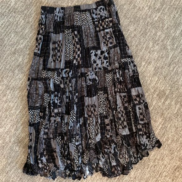 Sedona Clothing Company Pleated Skirt One Size - Picture 1 of 2